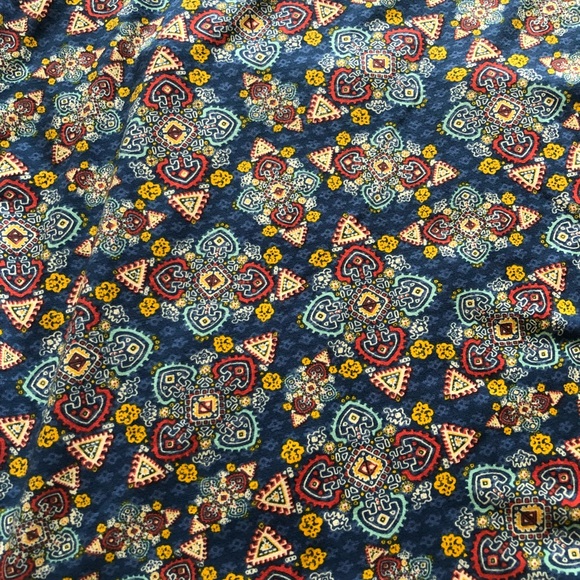 LulaRoe Julia - Triangle Designs - Picture 3 of 3